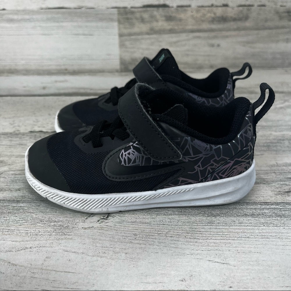 NIKE Downshifter 9 Rebel Black Sneakers Girls 8C